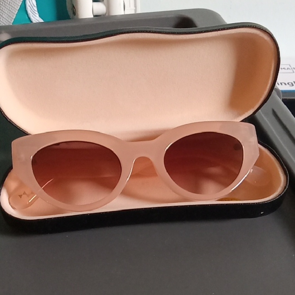 Sunglasses transparent Rose